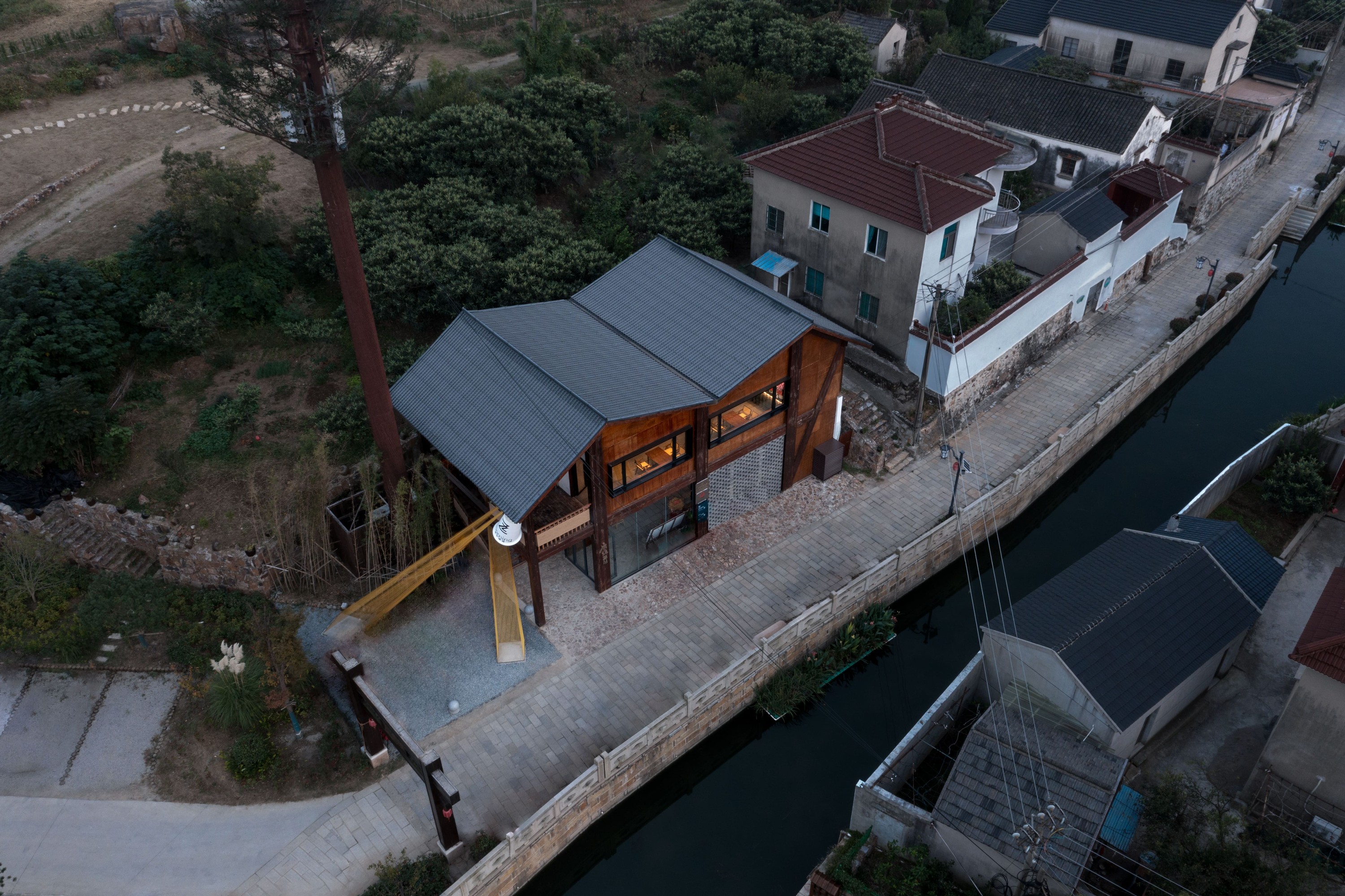 17006476571815960rK3.jpg 3 項目外觀,exterior of the project 顏社視覺.jpg