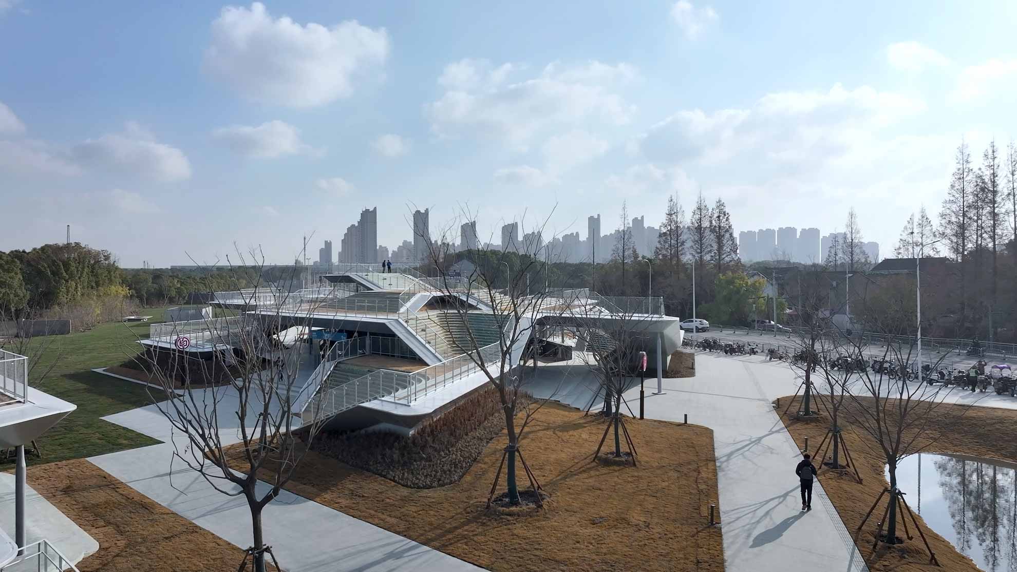 1739859878188862Omto.jpg 16_全天候開放的公園,A park opens all day and night. ?章魚見筑.jpg