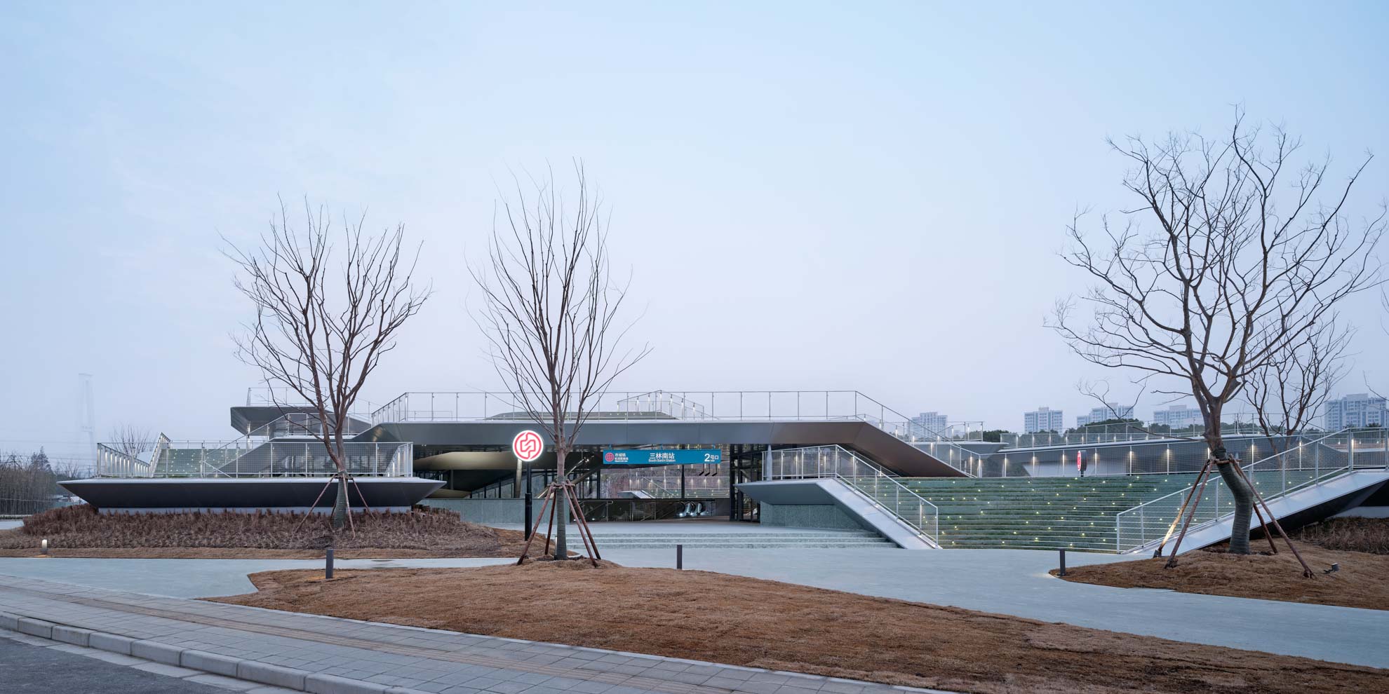 1739859912231334USsF.jpg 19_從通行到駐留,From Passing to Staying. ?章魚見筑.jpg