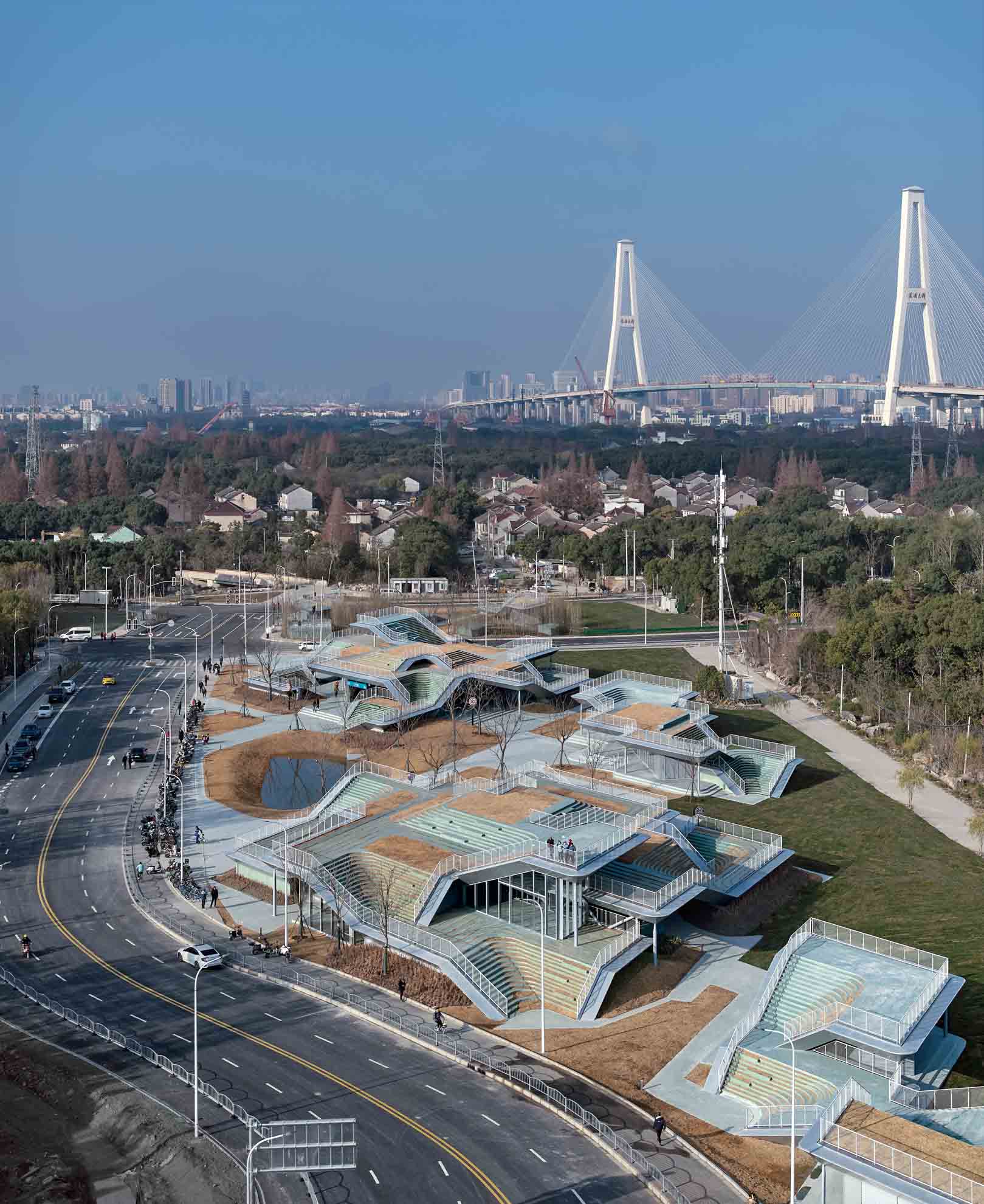 1739860407210272N6CI.jpg 04_城市與人工之林,The city and artificial forests. ?章魚見筑.jpg